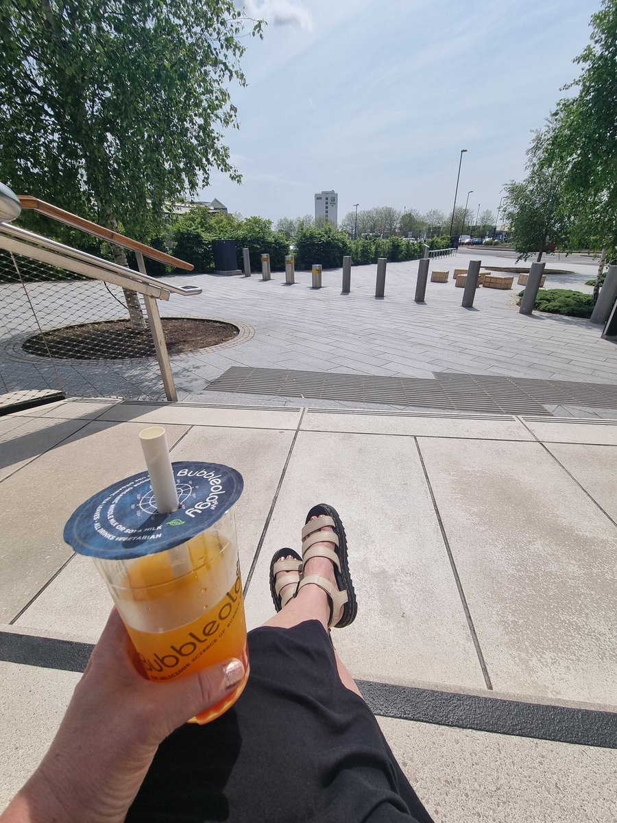 TravelsLou's tweet photo. Enjoying the Southampton weather before heading off to the Norwegian Fjords on MSC Virtuosa with over 200 solo cruisers 😍 tomorrow 😀 https://t.co/EFG6TgvMS7