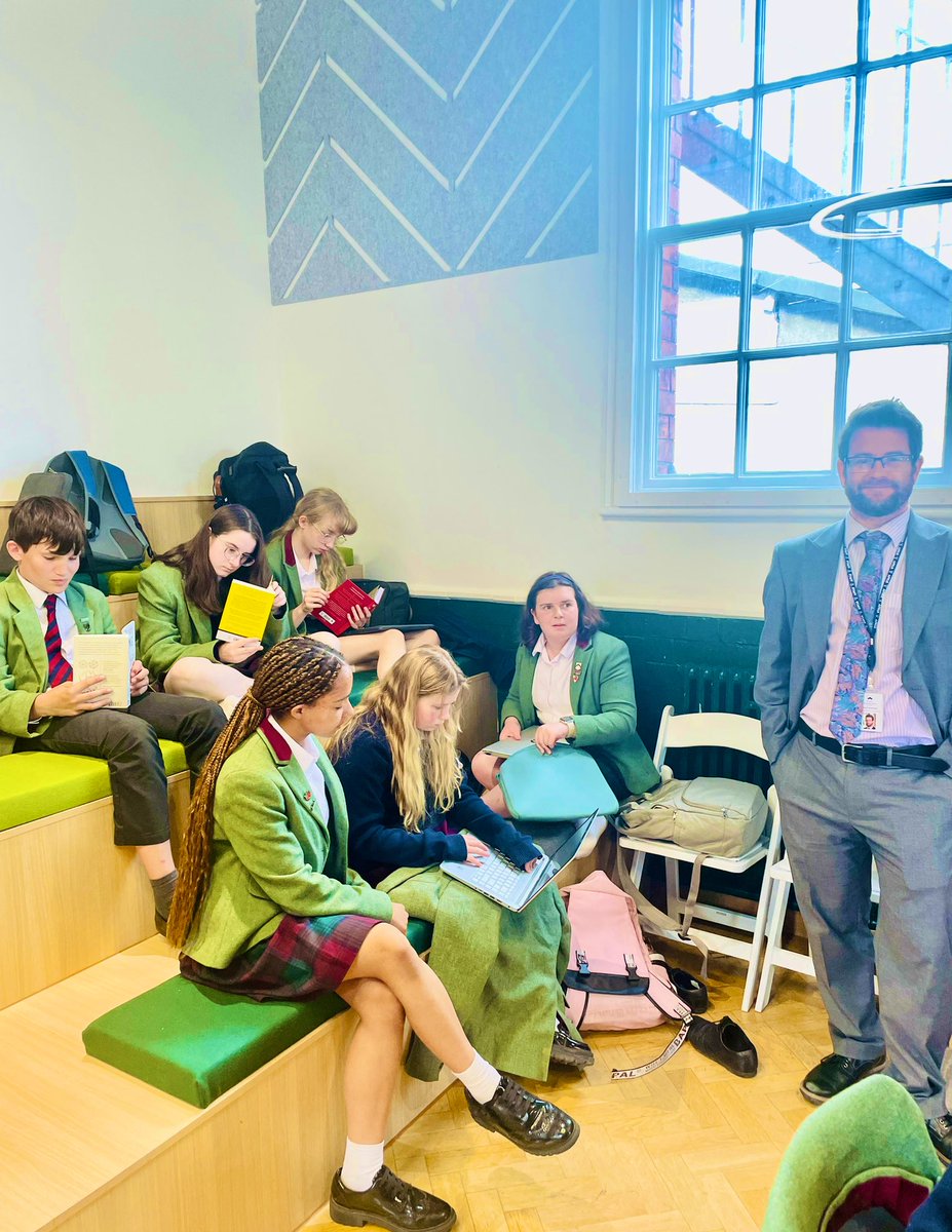 LibraryOswestry's tweet photo. Cross curricular use of our library at its best! @OswestryMathCom Mr Boothby working with 2nd formers introduction to accessible Maths books whilst appreciating the study spaces within our fabulous @OswestrySchool Library.
#schoollibrariesforall #learningspace
#proactivestaff https://t.co/oLbrFeXQUC