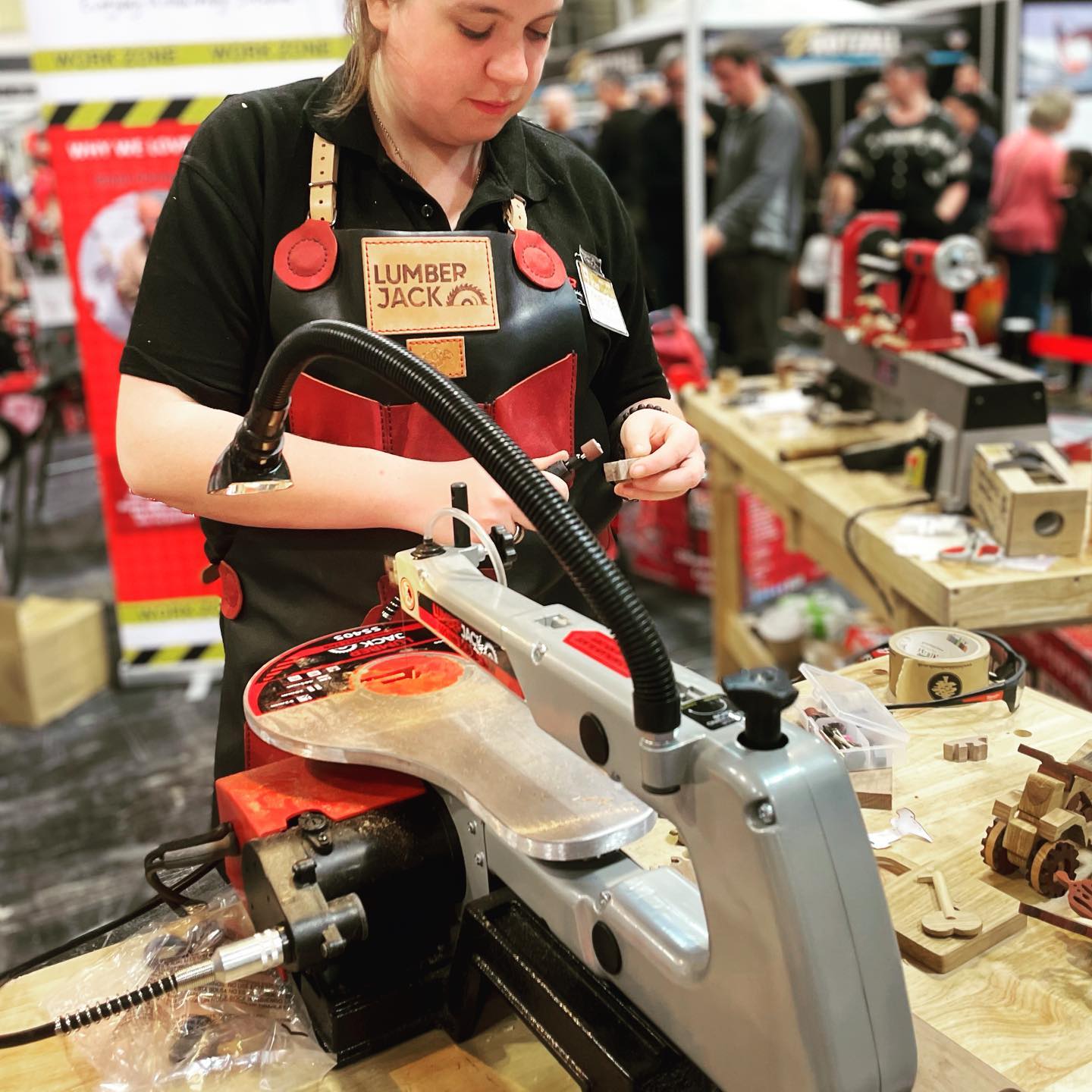 Lumberjack scroll saw online