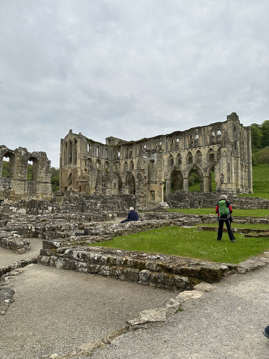 A journey to see Rievaulx Abbey today, a peaceful beautiful place 

#gentlemanjack #annwalker #annelister