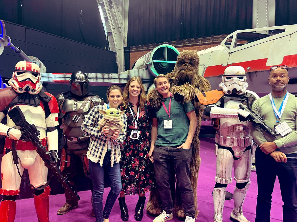 Enjoying an afternoon with my brilliant <a href="/PwC_UK/">PwC UK</a> #marketing team and our new friends at #dtxmcr23