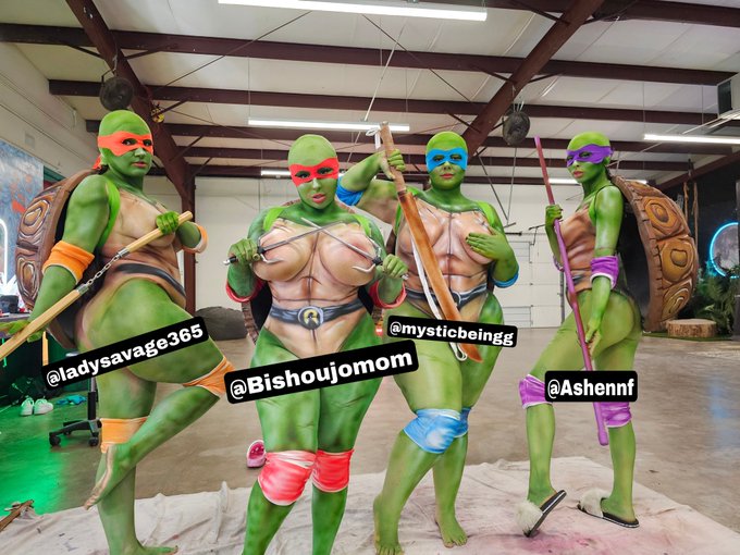 My Pet Monster Girl’s pics and videos