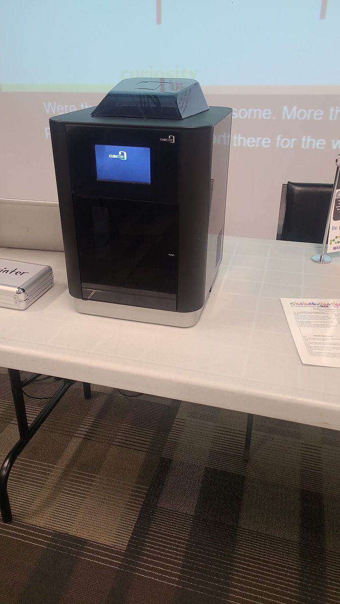 Session 4 of #TakeTech. There are so many opportunities for Ss to see themselves in many trade pathways. Today is Technological Design, 3D printing.
<a href="/LArmstrong55/">Lee Ann Armstrong</a> <a href="/HWDSB/">HWDSB</a>