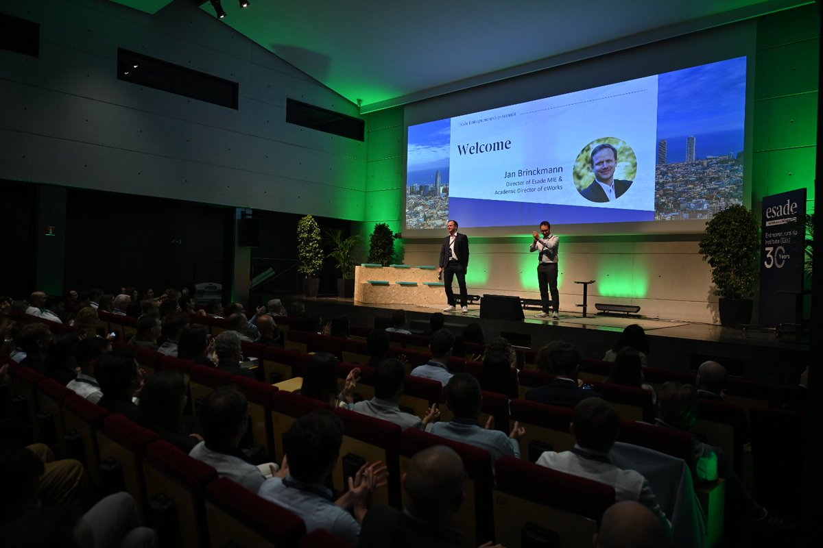 esadeEEI's tweet photo. The @Esade #EESummit has already started!!
🚀🚀🚀🚀
We are so happy to have so many people joining us today and tomorrow enjoying our panels, networking sessions and gelato 🍦 https://t.co/VJqeTwWVvH