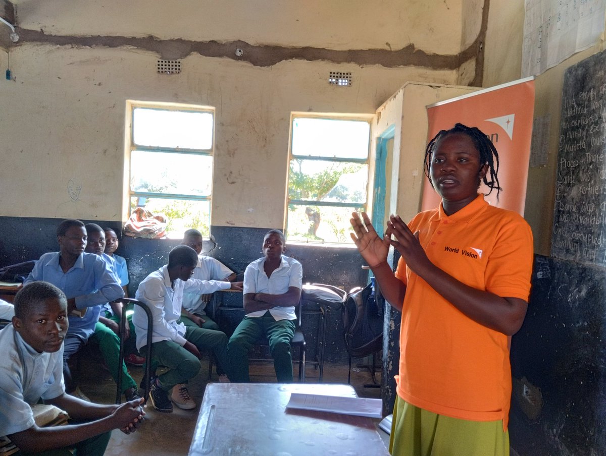 wvimalawi's tweet photo. 🌍 Today, our Change makers from #WorldVisionMalawi visited Chigodi Community Day Secondary School in Lilongwe   where they discussed child rights, gender-based violence, and the power of young people in shaping communities.
 #ChangeMakers #ChildAdvocacy #MayGlobalMoments https://t.co/C662UXPMm6