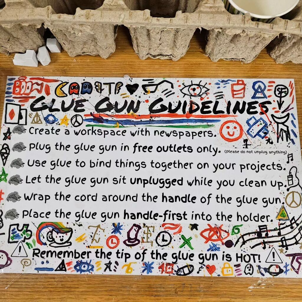 Students helped create signs for guidelines on working with hot glue guns.
#steAm #classroomorganization