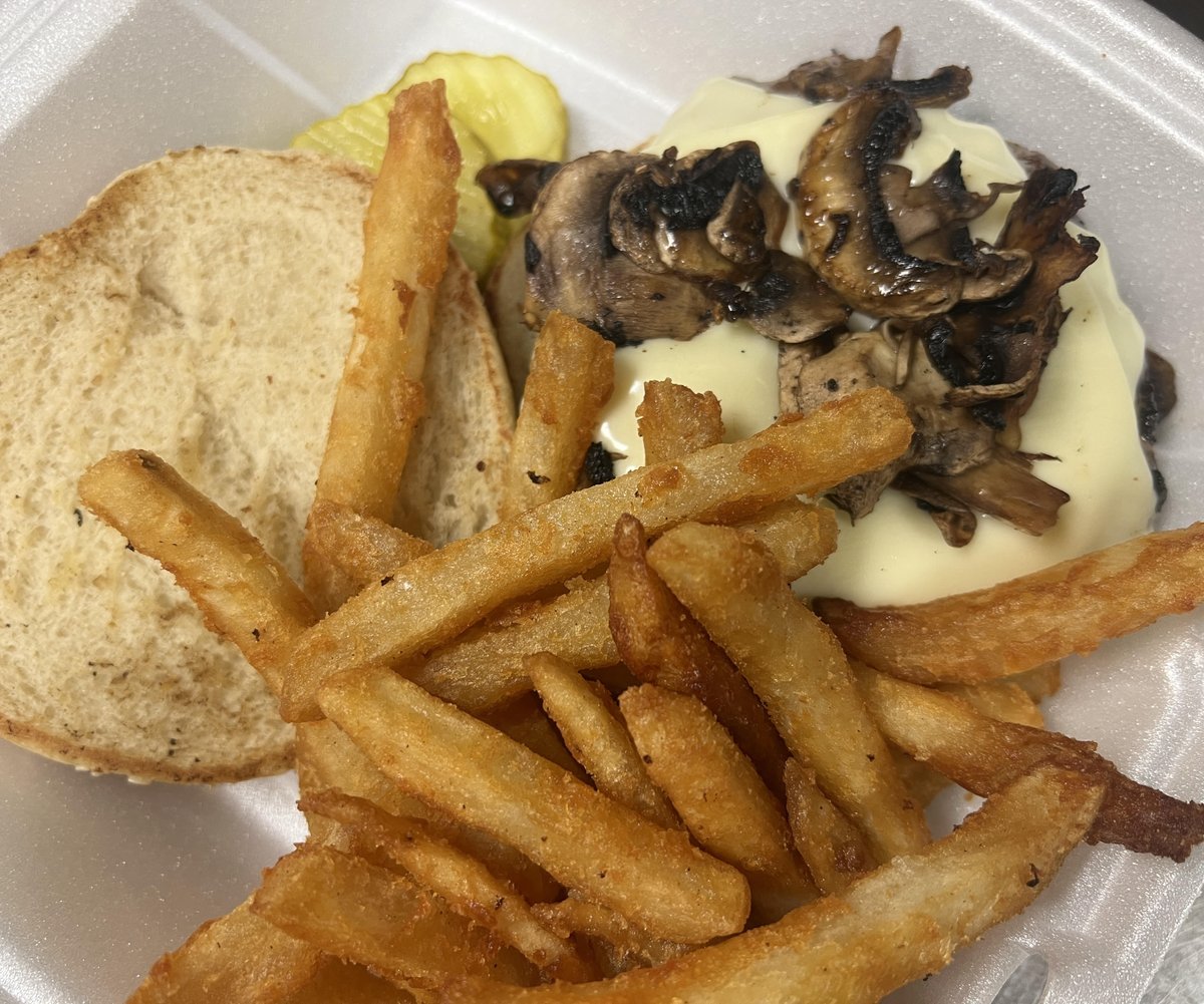 No time to eat out for lunch?  No problem!  Order takeout from Jake's Eatery!  Everything on our menu is available to order to-go!  #takeout #togo #carryout #takeoutTuesday #jakeseatery #newtownpa #richboropa #lunch #burgers