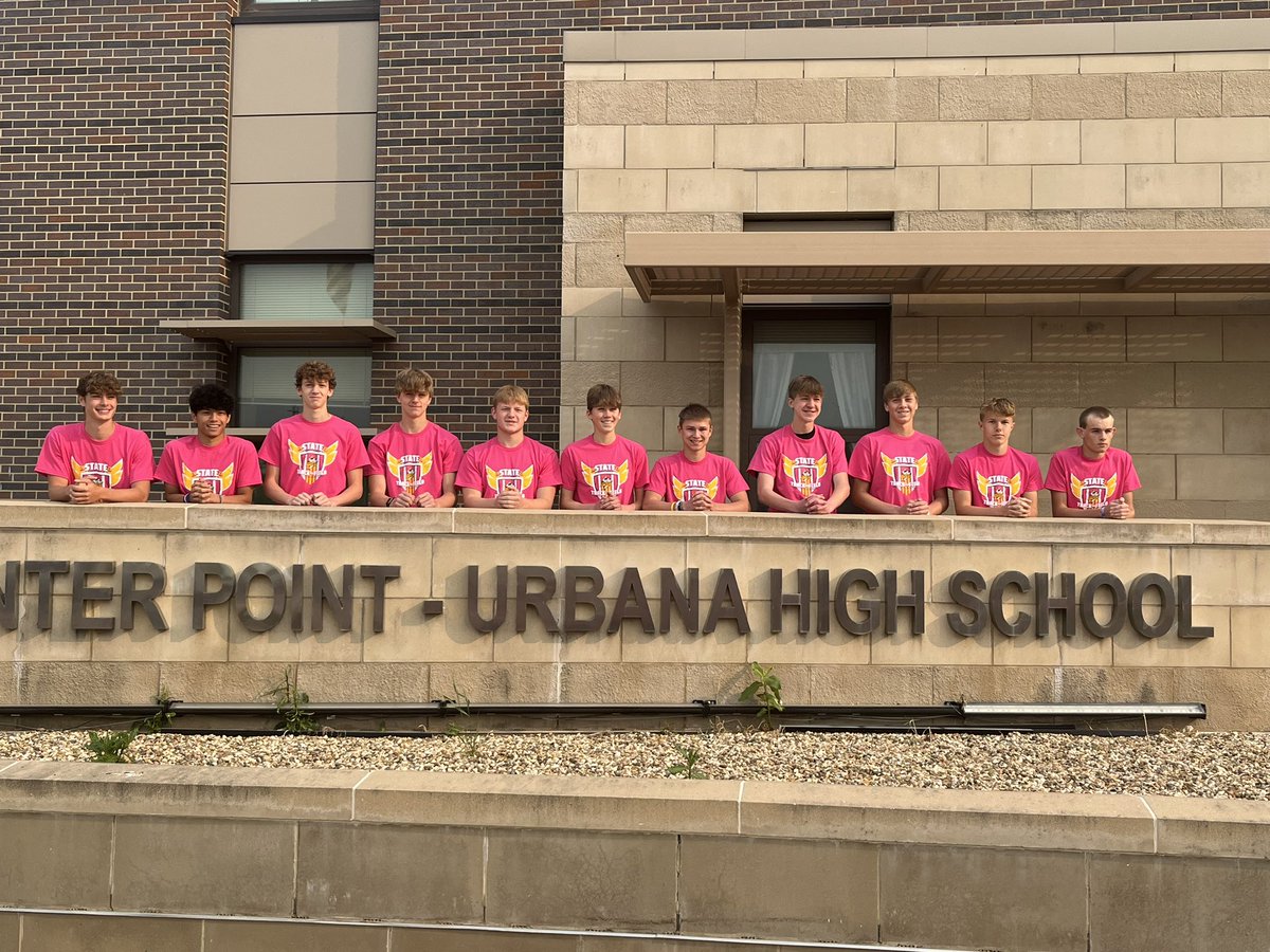 CPU_BOYS_TF's tweet photo. Good luck to the boys as they head to Des Moines for the state track &amp; field meet. https://t.co/g87F97gDz8