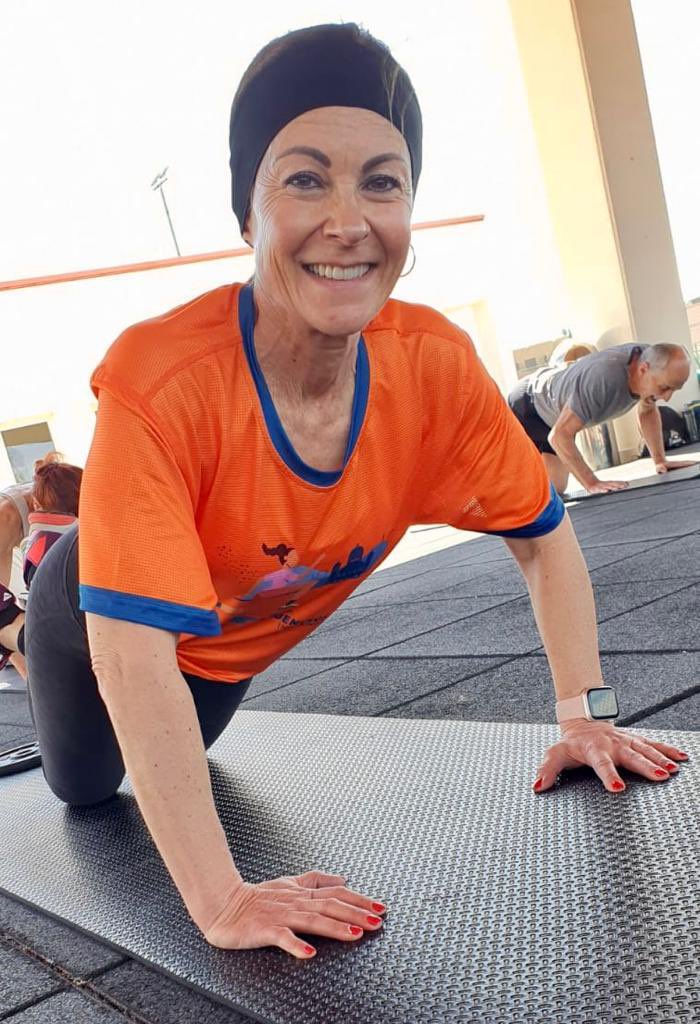 Sonntag, 11. Juni 2023🇨🇭#SchweizerFrauenlauf Bern. Unsere Kampagne
#FrauenlaufinsBundeshaus 🏃‍♀️🧡 für mehr Frauen im Parlament.
Mach mit, vernetze dich mit anderen Kandidatinnen 👉 db.die-mitte.ch/de/groups/5182… 
#DieMittestärken
<a href="/MitteFrauenCH/">Die Mitte Frauen Schweiz</a> 
<a href="/CentreFemmesCH/">Le Centre Femmes Suisse</a>