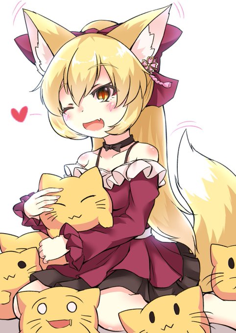 にゃんぷっぷーぬいぐるみに囲まれ代理ちゃん🦊 https://t.co/epFBBmBPji