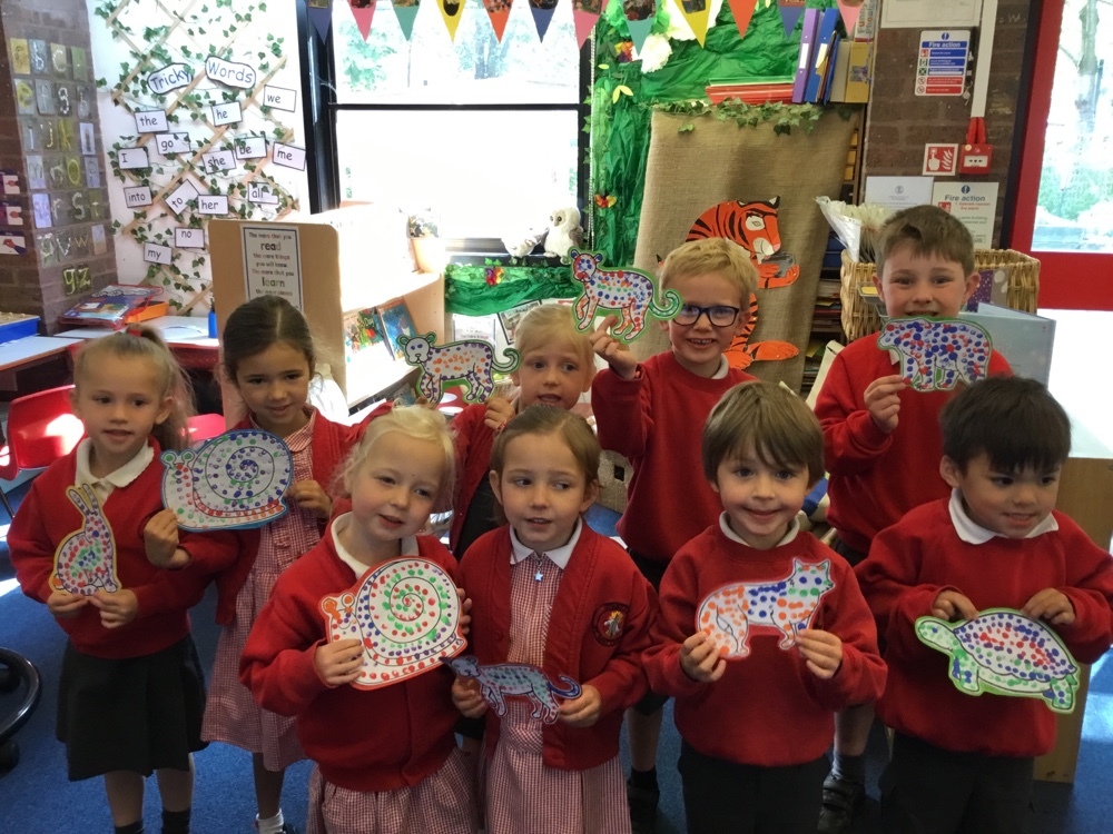 StrettonStMatts's tweet photo. Class R had a lovely time using the pointillism technique of painting to make different animals. #ssmeys #ssm #ssmart https://t.co/GRQ85SHbkv