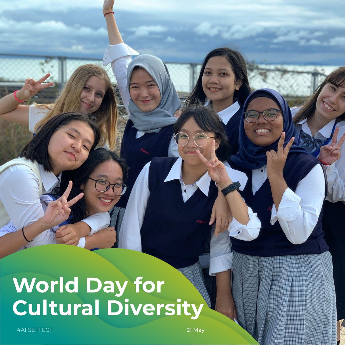 Every AFS exchange student, host family, volunteer and staff member contributes to building a more diverse and inclusive world. Join them! On Word Day for Cultural Diversity, do one thing for intercultural dialogue by joining local AFS activities.
#AFSeffect #culturaldiversityday