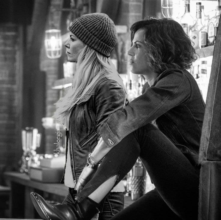 mac_heredia's tweet photo. Because they saved many of us during very difficult times and helped us see our own truths along with hope... 

Something they taught us all those years ago ♡

#SwanQueenBelongsToSwen https://t.co/UzsCQhkSDE