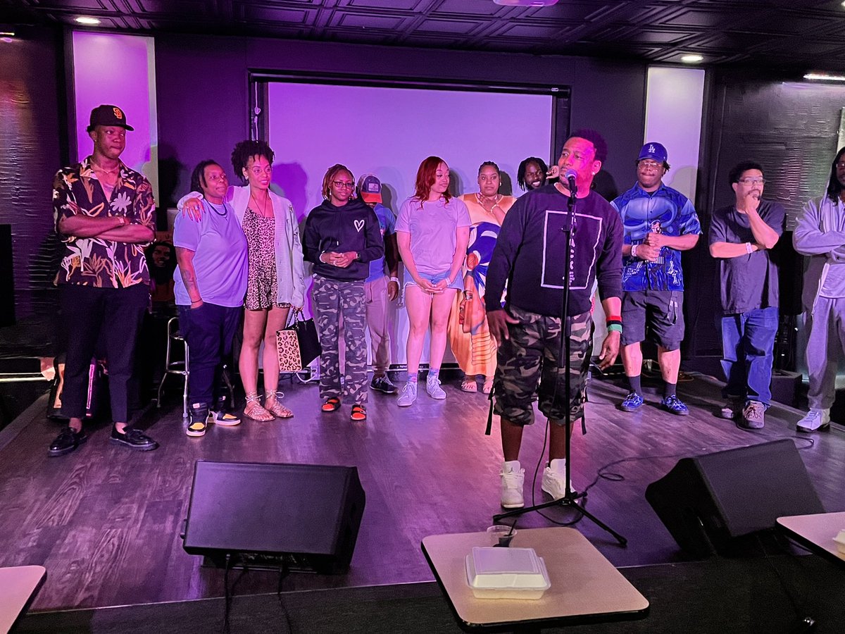 thehoodteacher_'s tweet photo. The love and support that #OklahomaCity continues to show never goes unnoticed! Thank you all for attending our weekly session!
#DopePoetryNight
#IceEventCenter https://t.co/uSocr4ty9e