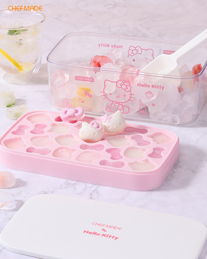 CHEFMADE_'s tweet photo. Get Hello Kitty ice cube in summer.
PRODUCTS: CHEFMADE-Hello Kitty Series-KT7110
photo credits to：CHEFMADE-INFLUENCERS-
#CHEFMADE #baking #hellokitty #mould #Kitchenware #KitchenTools #Dessert #Treats #Snacks https://t.co/uAkJKszv9p