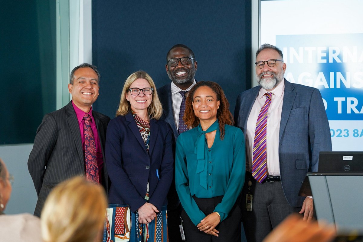 Anna Bjerde tweet media