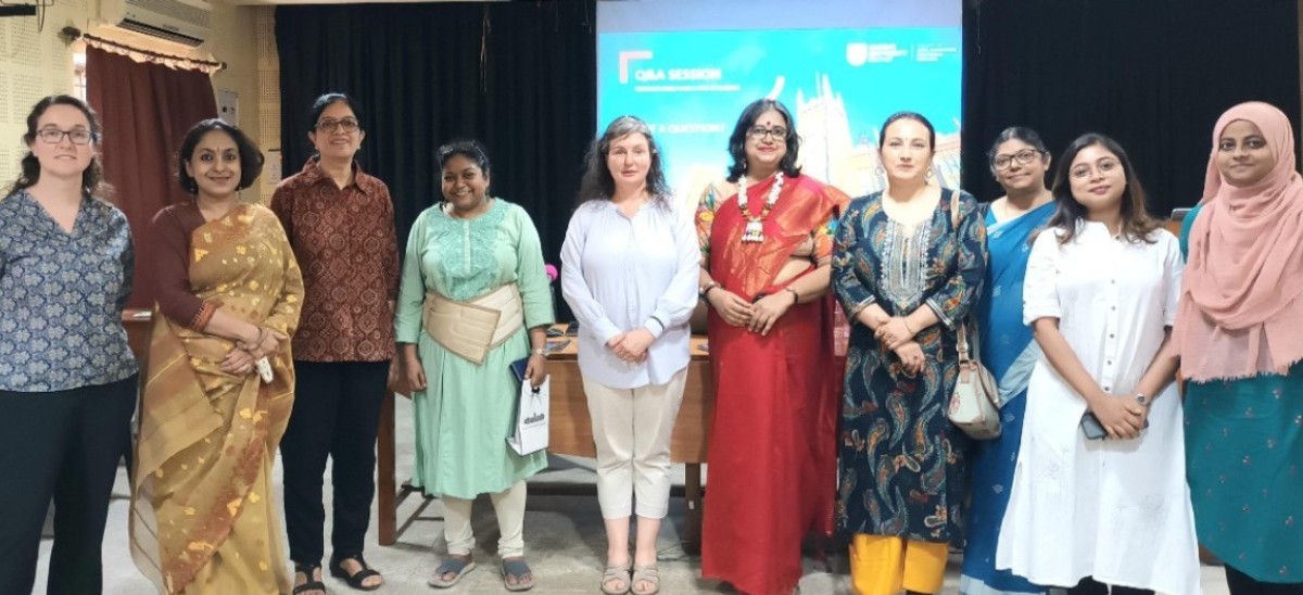 QUBSSESW's tweet image. @DZBelluigi and Alison MacKenzie gave two memorial lectures yesterday to Jadavpur University's academics &amp;amp; students from across Social Sciences, Arts &amp;amp; Humanities, along with students from Diamond Harbour Women's University
@JUFET
@QUBSSESW 
@nssdhwu 
#QUBIndia
#Women’sStudies