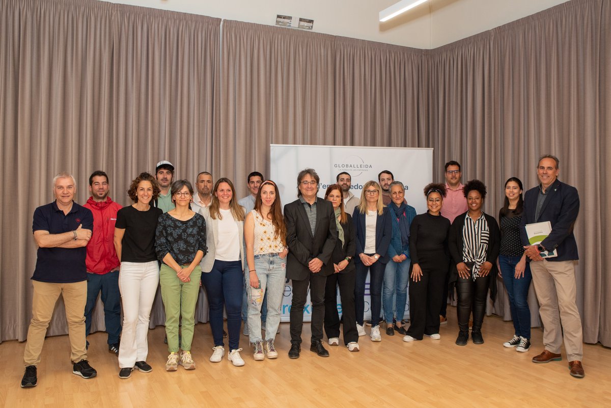 Promo_Economica's tweet photo. #ProgramaImpulsat | En la 2a edició del programa de consolidació empresarial, hi participen 20 empreses de la demarcació de #Lleida 👍✅
➡️ La @DiputacioLleida demostra el seu compromís amb el desenvolupament econòmic empresarial i territorial
#laforçadelesempreses #globalleida https://t.co/IlDQhsjl8Q