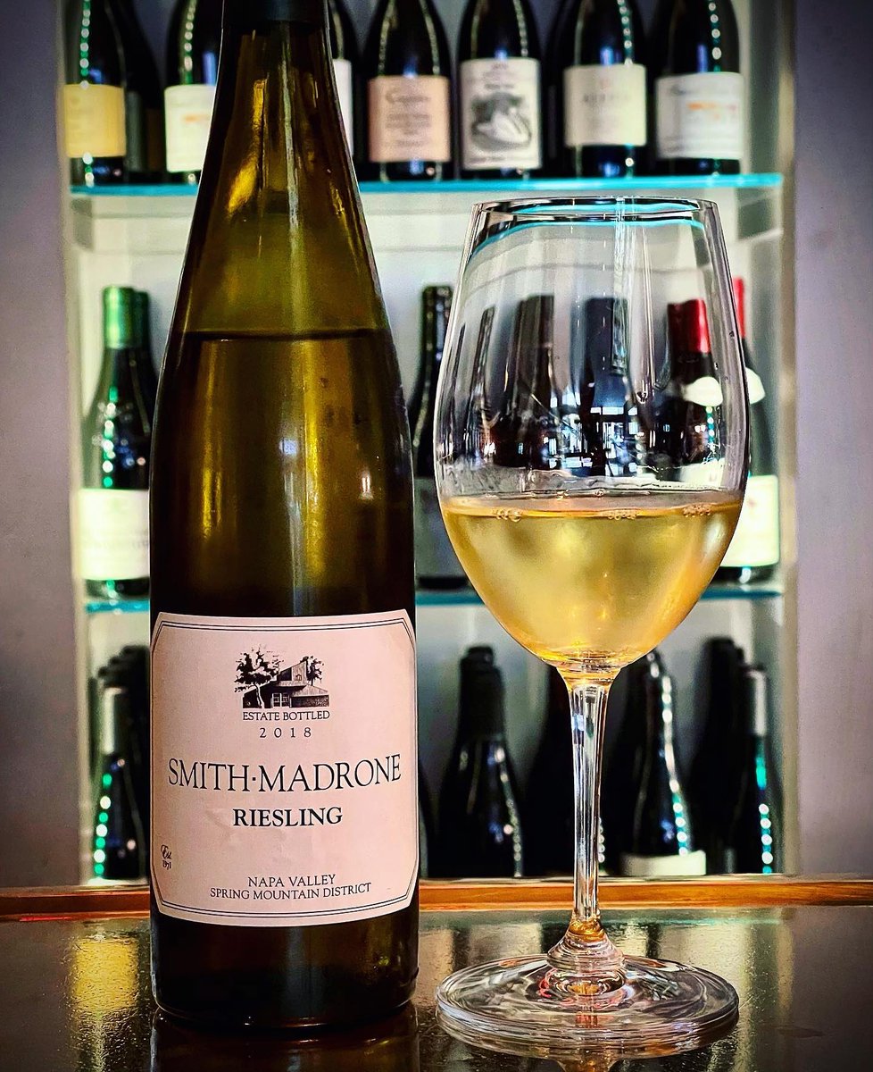 ⁣⁠⁣⁠It truly makes our day hearing that others love our #Riesling as much as we do! Thanks for sharing @vinception_wine!

Read full review: l8r.it/nnw2

⁣⁠⁣⁠⁣⁠⁣⁠⁣⁠Explore: l8r.it/bl2W

#wine #sthelena #napa #thirstythursday #napawine