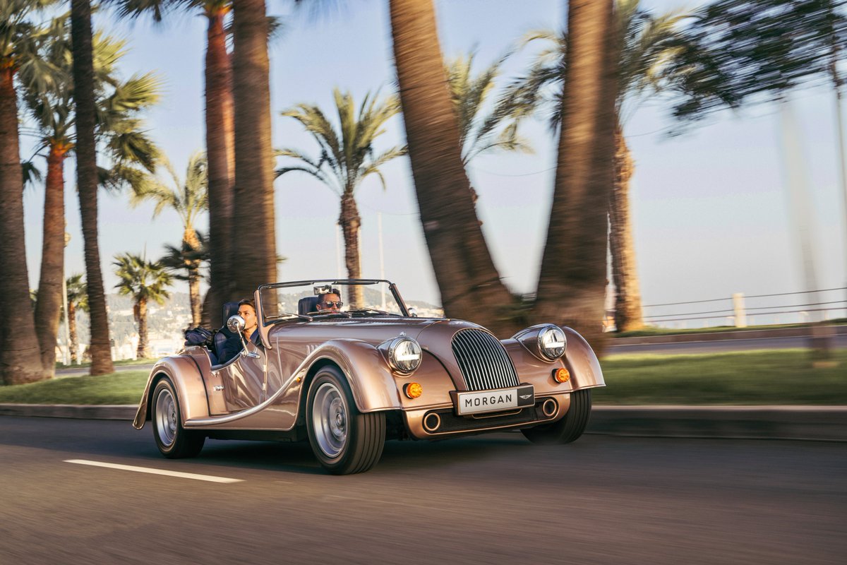 morganmotor's tweet photo. Slow motoring on the French Riviera.

Discover more https://t.co/fMHPLetpH1 #MorganPlus #PlusFour #FrenchRiviera https://t.co/0RuCv51i1H