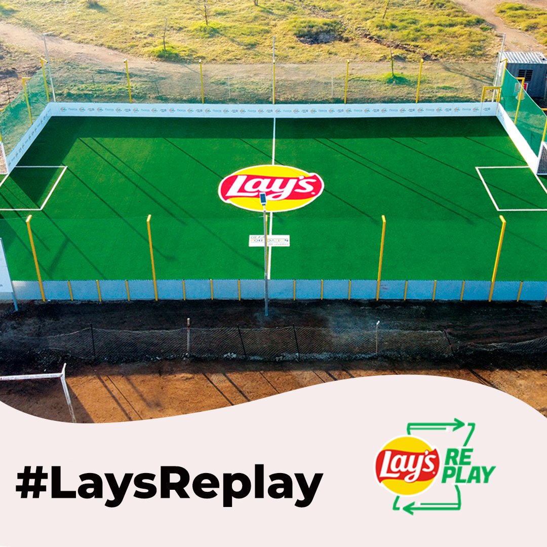 ¿Conoces el proyecto #LaysReplay?⚽
Esta iniciativa de @LAYS en colaboración con la @UEFA_Foundation consiste en reutilizar nuestras bolsas de snacks para convertirlas en campos de fútbol sostenibles🌎que a la vez favorecen la inclusión de las comunidades a través del deporte.