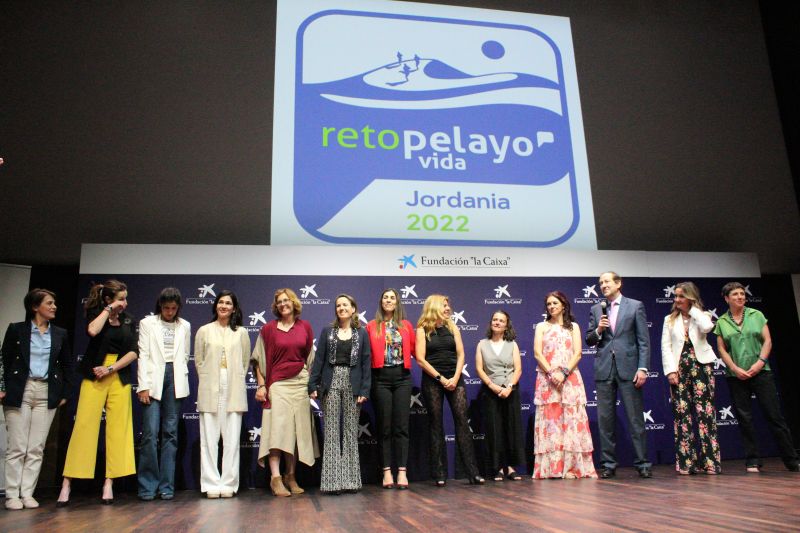 #RSC| Noche especial en <a href="/CaixaForum/">CaixaForum</a> con el estreno del documental En el Valle de la Luna.

La historia de #superación de 5 mujeres que, tras superar el #cáncer, han atravesado desiertos y  escalado montañas en el <a href="/RetoPelayoVida/">Reto Pelayo Vida</a>.

¡Gracias #trexexploring por confiar en nosotros!