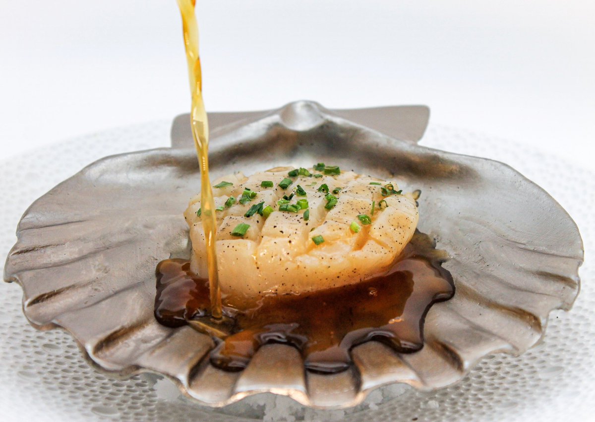 Share Lunch, Fight Hunger! 🤝🌍✨ This month, @CityHarvest is helping to make sure no child in our city goes hungry… to learn more & support, visit the link in our bio! ❤️🍽️

Pictured: Barely Cooked Scallop & Brown Butter Dashi from our City Harvest Menu 

#WeAreCityHarvest