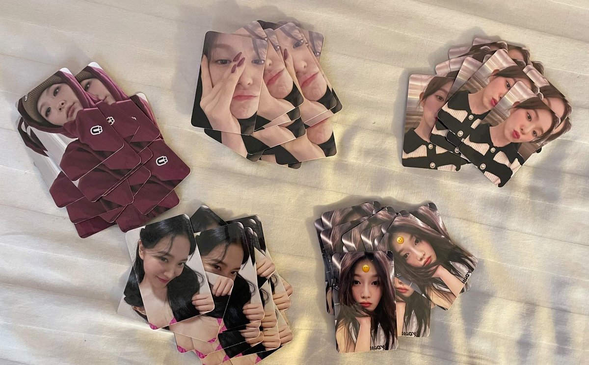Rachel_setya's tweet photo. Time to packing freebies RtoV in jakarta 💖 https://t.co/4XZwSXKovL