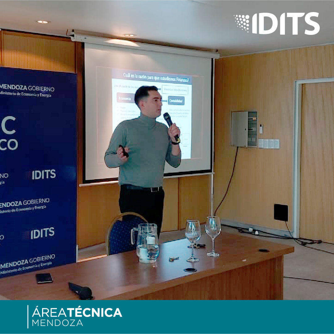 IDITSMza's tweet photo. Dentro del #Ciclo de #Planificación y #Gestión Financiera para #Pymes, contamos con la #capacitación "Enfoques estratégicos de las finanzas corporativas", a cargo del especialista Sebastián Piña.
#IDITS #ÁreaTécnica #gestiónfinanciera #finanzas #economía #inversión #GodoyCruz https://t.co/E8gBV1cjHL