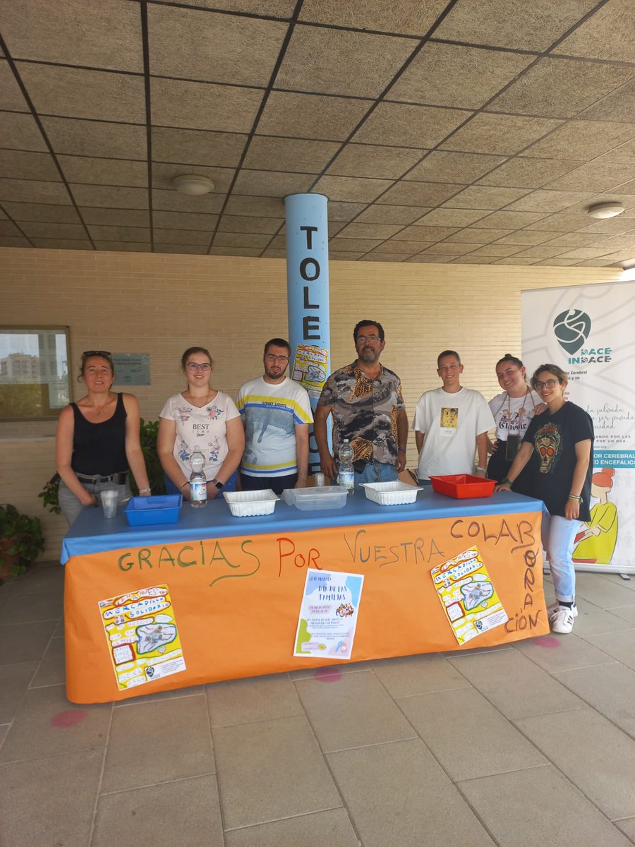 DanoCerebralSev's tweet photo. Mercadillo #solidario en el @MalalaCeip donde los niños y niñas han hecho llaveros para conseguir fondos para el #dañocerebral 🧠 

¡Estaremos todos los martes de 17:00h a 18:30h hasta el 6 de junio ❤️

#discapacidad #DCA #DCASevilla #Sevilla #sensibilizacion https://t.co/OHarrUNfaZ