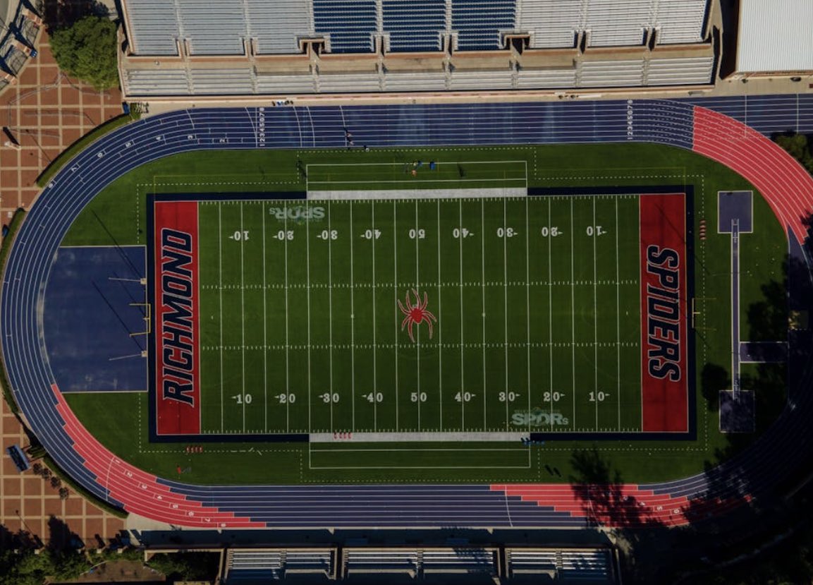 wjfelton4's tweet photo. #AGTG BLESSED to receive an Offer from the University of Richmond!! ⚪️🔵🔴@Coach_MikeVick @causey_tom @RecruitPelhamFB @JosefLauderdale @CoachL__ @SWiltfong247 @adamgorney @ChadSimmons_ @SeanW_Rivals @CoachARoss @C_Ellis85 @CoachWoodLB https://t.co/V6JER1Hnb9