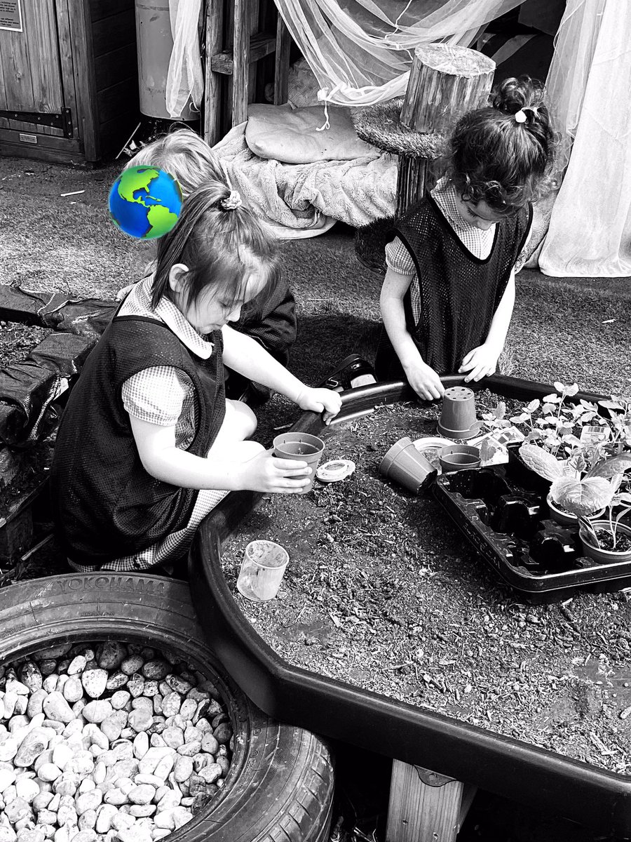 Miss Winfer tweet media