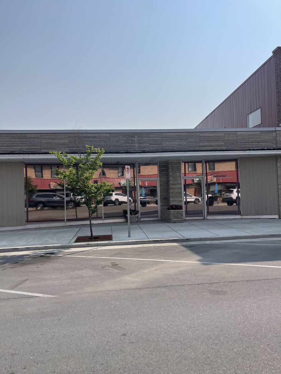 chrispjeter's tweet image. Had the pleasure of touring Indiana Aircraft Hardware today in tow town Fortville, Indiana. Bob Farrell and his family have operated here for 4 decades shipping aircraft parts all over the world!  #madeinindiana