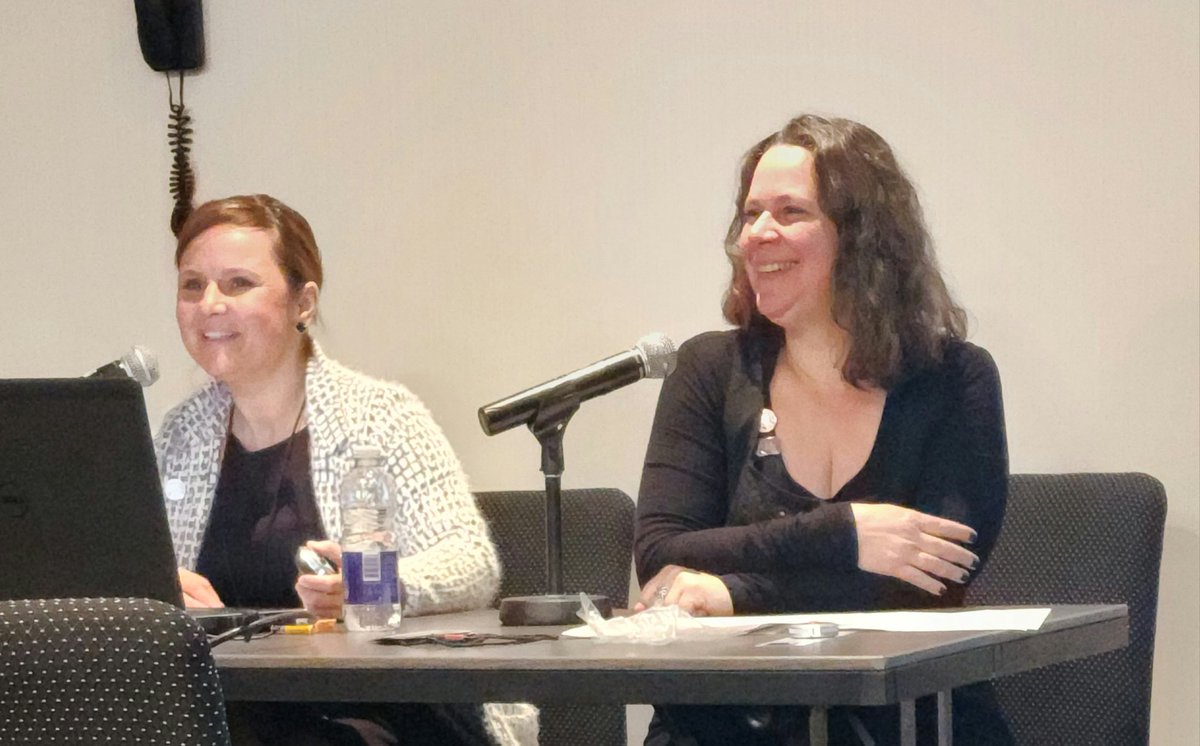 Marie_docx's tweet photo. Sara Bélanger et Linda Rivest nous présentent leur excellent travail de promotion pour les services d'archives privées agréés du Québec (SAPA). Je vous invite à visiter une perle, le merveilleux site de la RSAPAQ, fruit de labeur:  
https://t.co/GJCDMIX57R
#AAQ2023 https://t.co/9mroVKBw2e