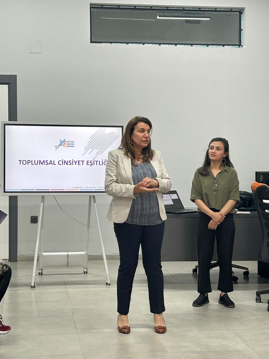 Geleceğini Kuran Genç Kadınlar projesi kapsamında Adana’da düzenlediğimiz Dijital Beceriler Eğitimini tamamladık.
<a href="/Seytimonline/">SEYTİM</a> iş birliği ile tamamladığımız eğitim ile ne eğitimde ne istihdamda yer alan 18-29 yaş arası genç kadınlara mesleki beceri geliştirmeyi hedefliyoruz.