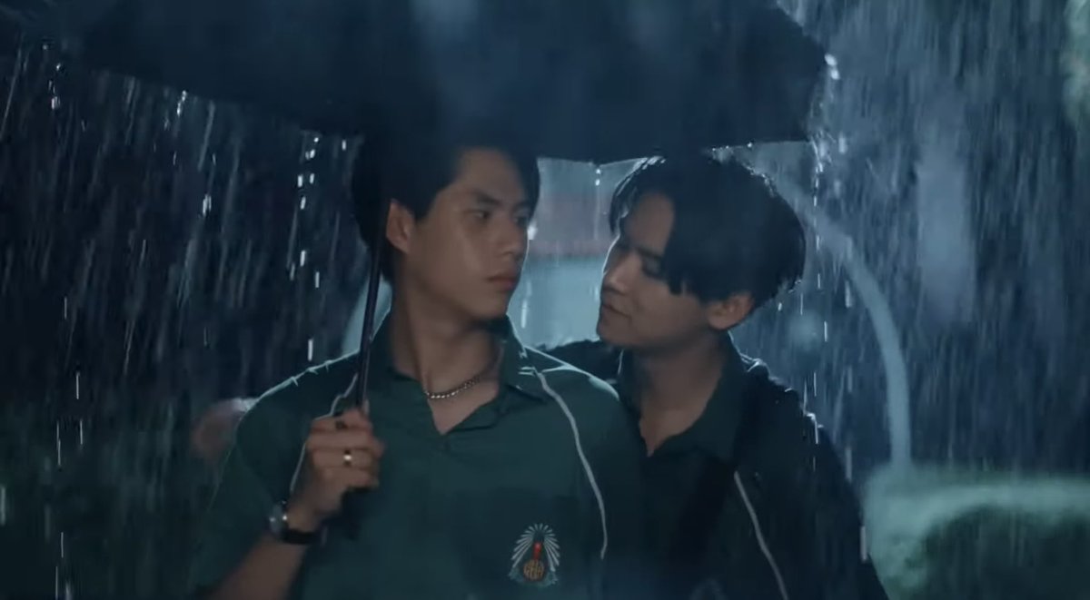 วิน : โอ๊ย เปียกหมดแล้วเนี่ยยย
ซาวด์ : ใช่!! กูเนี่ย เปียกหมดแล้ววว5555555555
#OurSkyyxMySchoolPresidentEP2