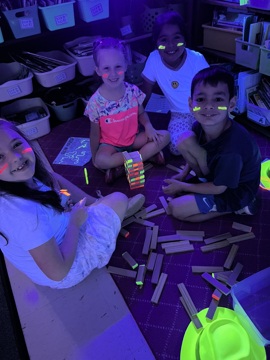 Mrs_Wood_LR's tweet photo. Celebrating all the growth we made this year and meeting our AR goals with a Glow Day! https://t.co/lEonHvayje