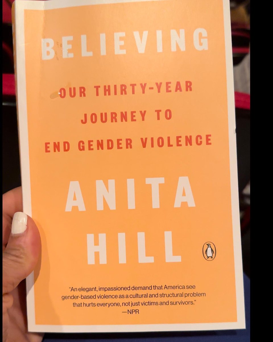 ayanakimkia's tweet photo. Early this month, I had the pleasure of meeting Soror, Professor Anita Hill as she discussed her book: Believing: Our Thirty-Year Journey to End Gender Violence

#zphib #zetaphibeta #embracetheextraordinary https://t.co/nUdnJHhK8u
