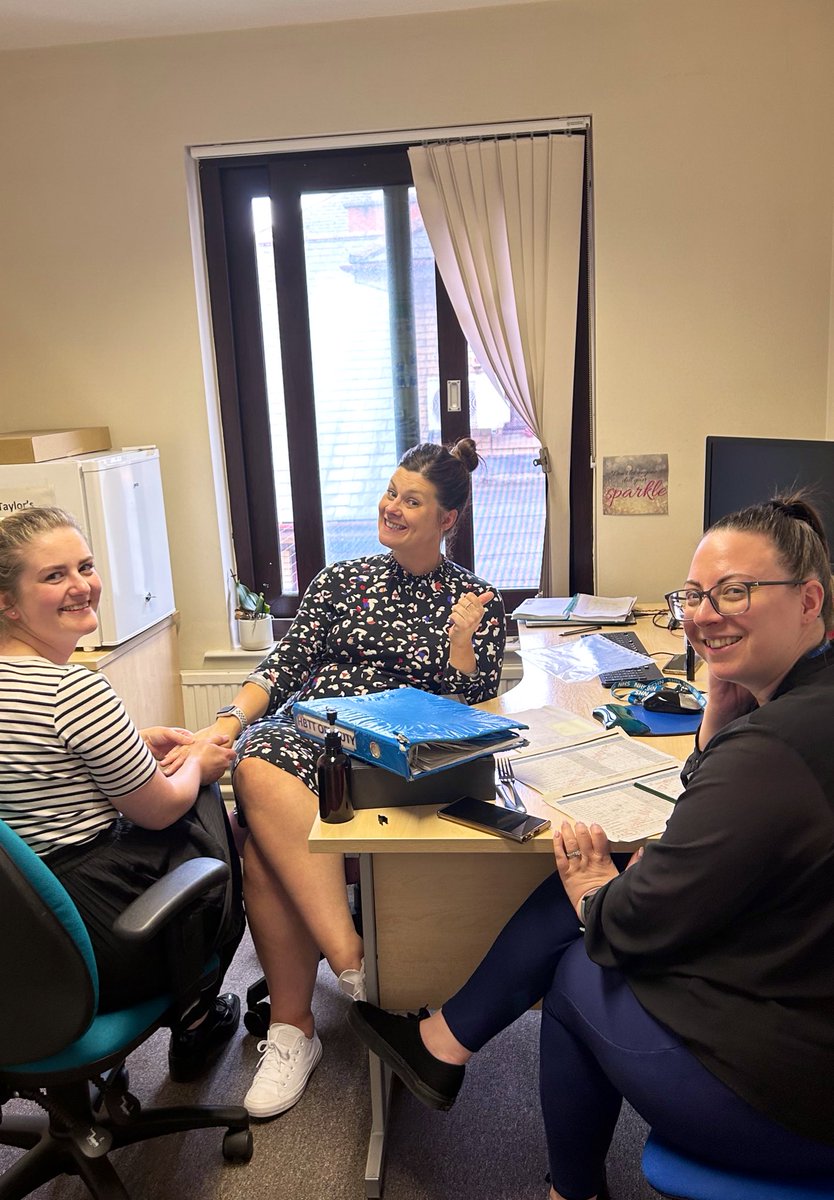Beth David (@bethdav0902) on Twitter photo It’s the little things… taking care of their TM with hand massages and rota support!
#MentalHealthAwarenessWeek
#HBTHeroes
#AlwaysThereSalfordUrgentCare
<a href="/AmyLawr83881883/">Amy Lawrence</a> It’s the little things… taking care of their TM with hand massages and rota support!
#MentalHealthAwarenessWeek
#HBTHeroes
#AlwaysThereSalfordUrgentCare
<a href="/AmyLawr83881883/">Amy Lawrence</a>