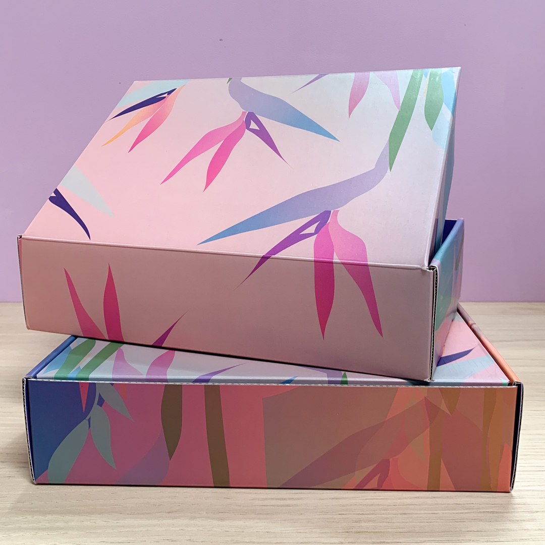 Only 5 more days until the Summer Seasonal Surprise Box is here! Tag a friend who won't want to miss our LAST surprise box filled with summer #planning &amp; organizational faves 👇 

P.S. New to Surprise Boxes? Learn more &amp; see past assortments here: bit.ly/3nUnHPs