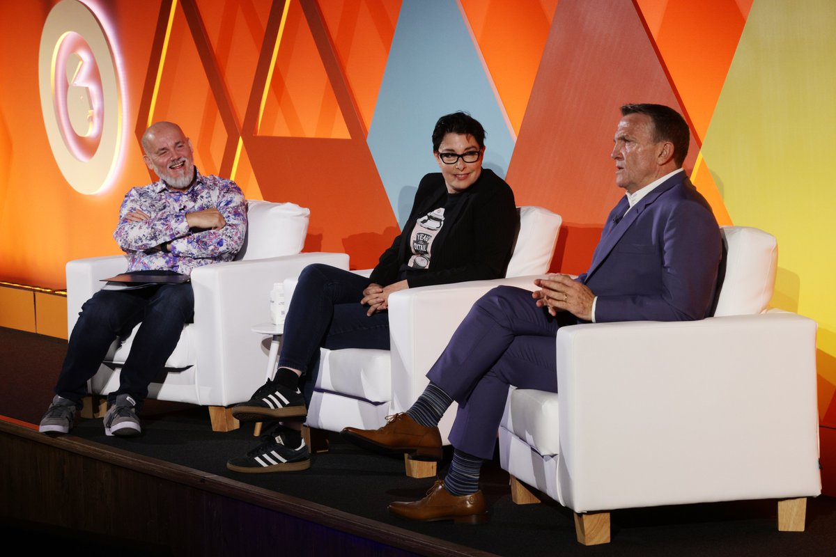 I had a ball on stage this week with the delightful @sueperkins and @BradleyWalsh at #AWEurope23.  Thanks @unitedtalent for making this happen!