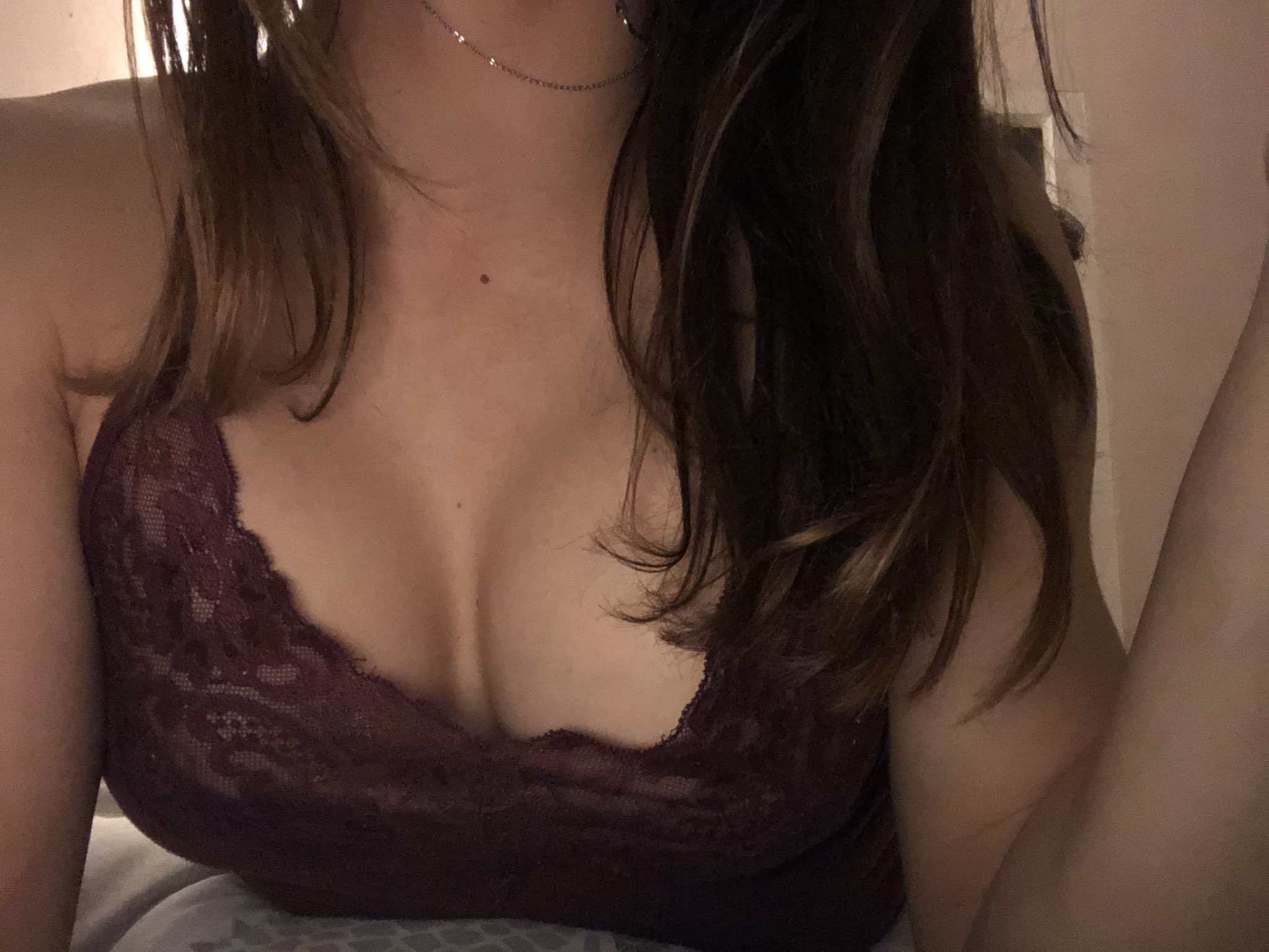 Ilona Maash on X: Comment ça va mes chats ? 🥰 t.co8KfQmasUgm  X