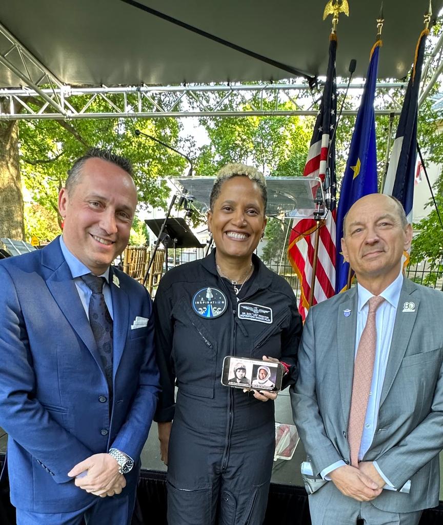 Fondation St Exupéry tweet media