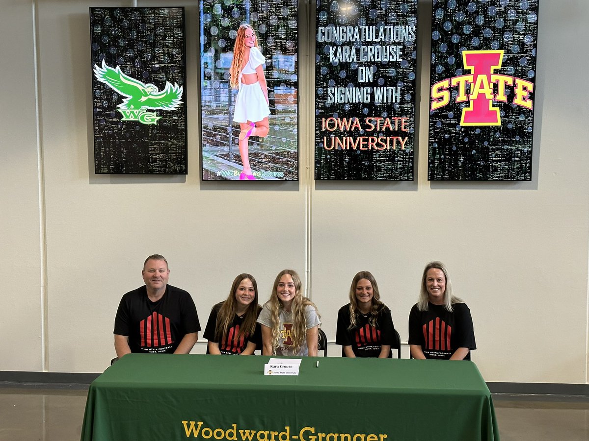 wgactivities's tweet photo. Congratulations to Kara Crouse on signing with Iowa State and making their cheer squad! We are excited for you and your future endeavors! #gohawks https://t.co/bGvbaeJIIe