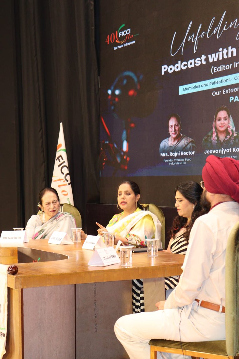 jeevanjyot20's tweet photo. #Unfolding Stories
THE TUNE- IN PODCAST with @smitaprakash  
Thankyou so much @AmritsarFlo  
@himaniaroraaa
@mrsbector https://t.co/XUpH63NOfg
