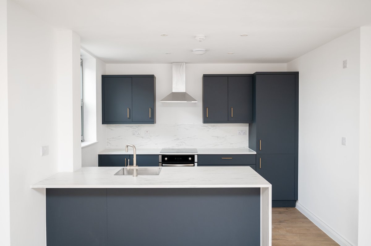 ZentraGroup's tweet photo. One Heritage Group is pleased to announce the practical completion of Liberty House, Bank Street.

The grade II listed property is located in the Cathedral Quarter in Sheffield City Centre, and has been converted into 23, high quality, modern apartments. https://t.co/qQhmgjYqfG