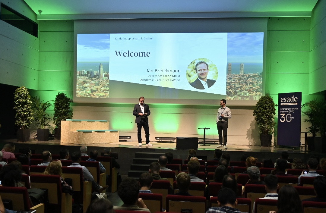 Esade's tweet photo. 🚀The Esade Entrepreneurship Summit '23, organized by @esadeEEI in the frame of their 30 year anniversary of boosting entrepreneurship, has kicked off, bringing together fast-growth entrepreneurs, investors, and international talent🙌
#EESummit #EsadeForEntrepreneurship https://t.co/X2l4WhO3io