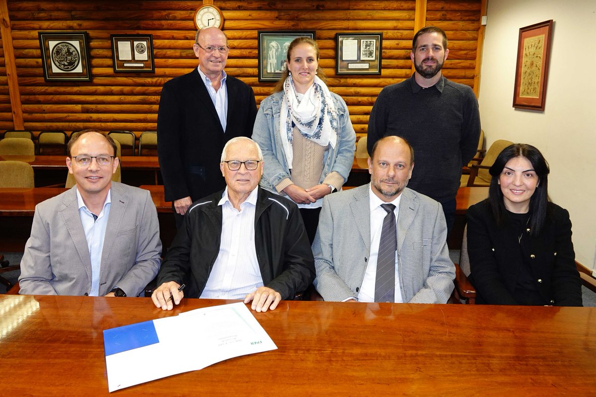 Fabiteam1's tweet photo. We are proud to announce our new partnership with Milk SA. #FABInews

Our joint aim is to investigate Sporidesmin-Induced Liver Disease (SILD) in dairy cattle. SILD is more commonly known as facial eczema but is actually a liver disease caused by the #mycotoxin sporidesmin. https://t.co/3b8aq5c5aV