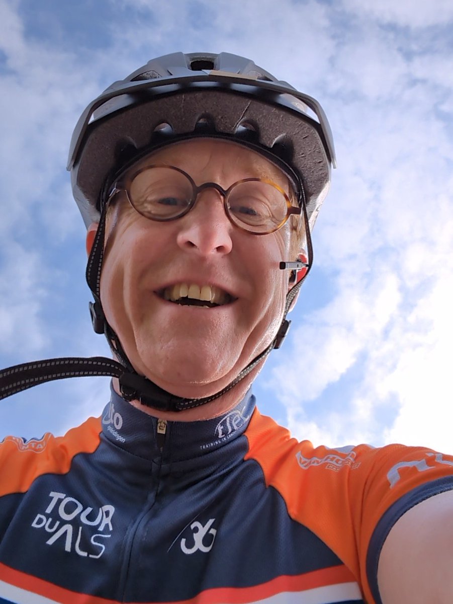 Wat een ongelofelijke steun voor mijn rit vandaag! Ook namens Angelique dank aan iedereen die heeft bijgedragen aan <a href="/ALSnederland/">ALS Nederland</a>. Hoewel de rit voorbij is, blijft de strijd tegen ALS voortduren. Blijf geven via: onlinecollectevoorals.nl/martien-brander #FietsVoorALS #ALSawareness