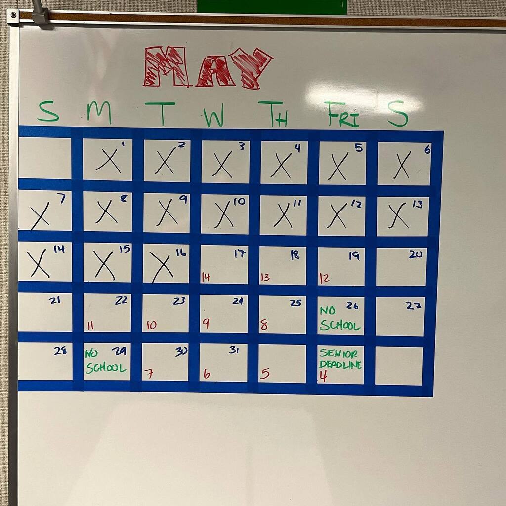 Love this Mrs Jimenez! Helps with being on time,on task and attentive. instagr.am/p/CsY1NgtrEfp/